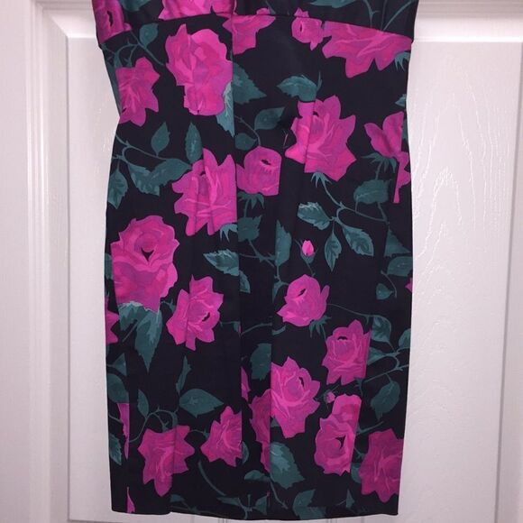 Forever 21 Strapless Flower Dress Small - Picture 3 of 6